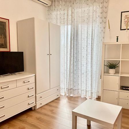 5 Min Da Metro San Paolo Apartment Roma Ngoại thất bức ảnh